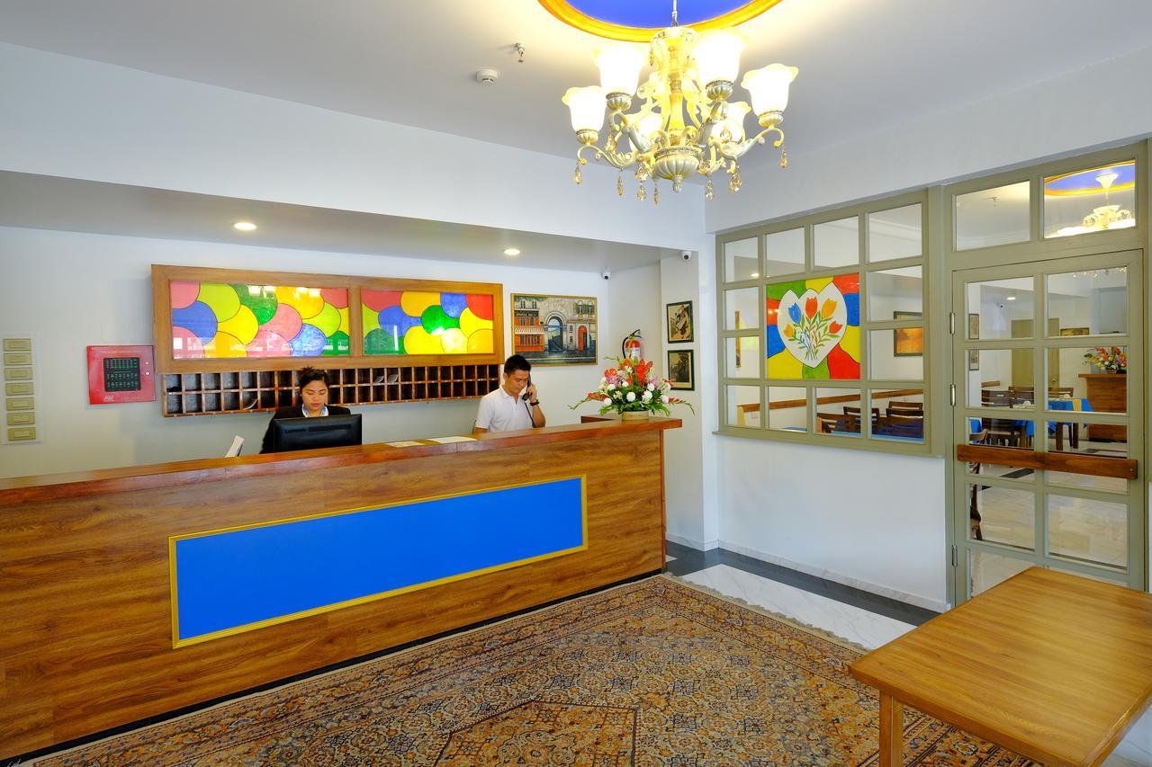 Frankfurter Deluxe Inn Cebu Ngoại thất bức ảnh